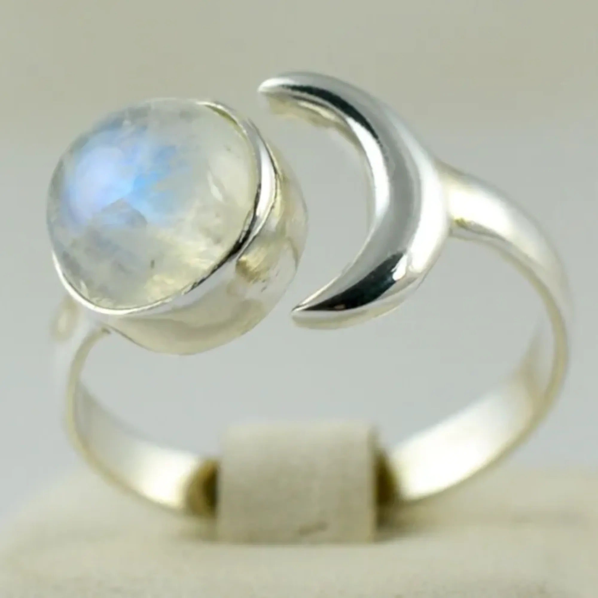 Rainbow Moonstone 925 Sterling Silver Handmade Statement Ring- Rainbow Moonstone Boho June Birthstone Jewelry - Perfect Gift for Her Birthday Anniversary Christmas Valentine Day