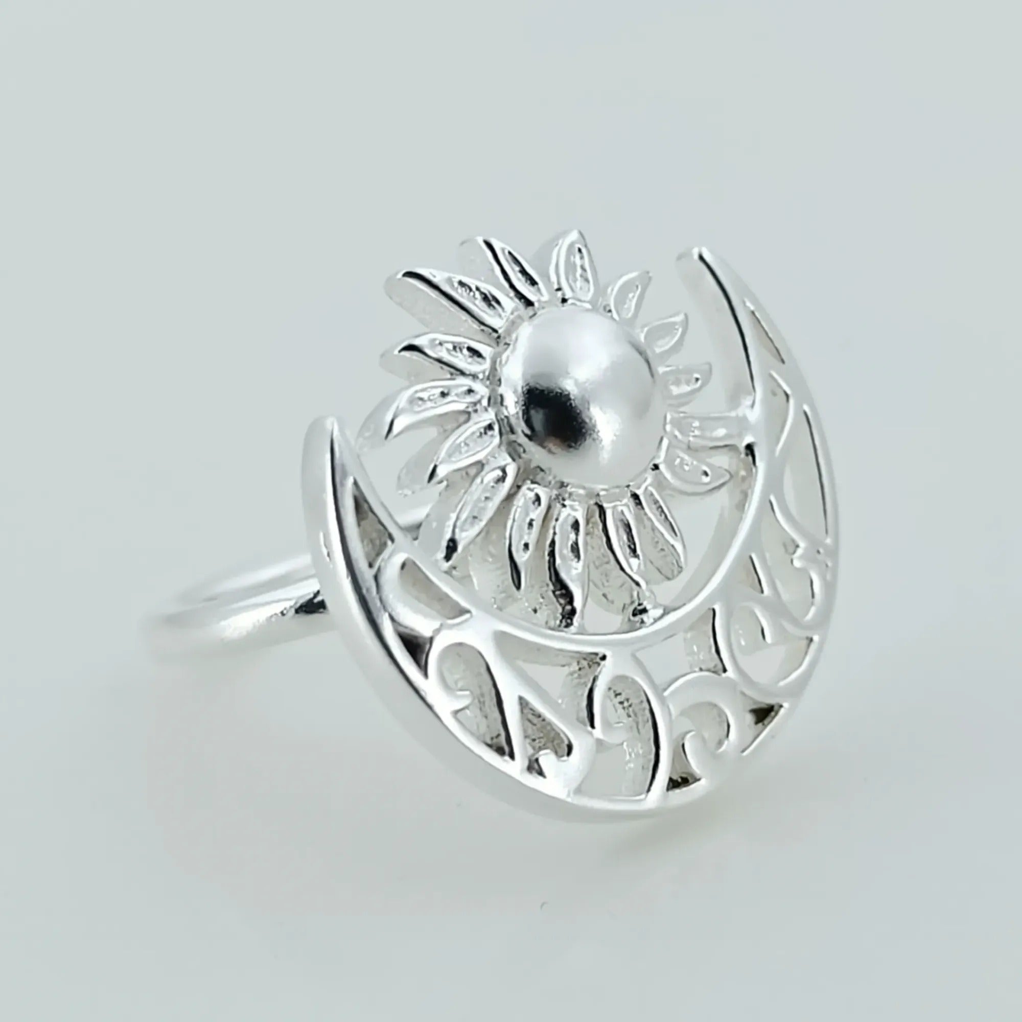925 Sterling Silver Sun and Moon Ring Handmade Statement Ring - Boho January Birthstone Jewelry - Perfect Gift for Her Birthday Anniversary Christmas Valentine Mothers Day