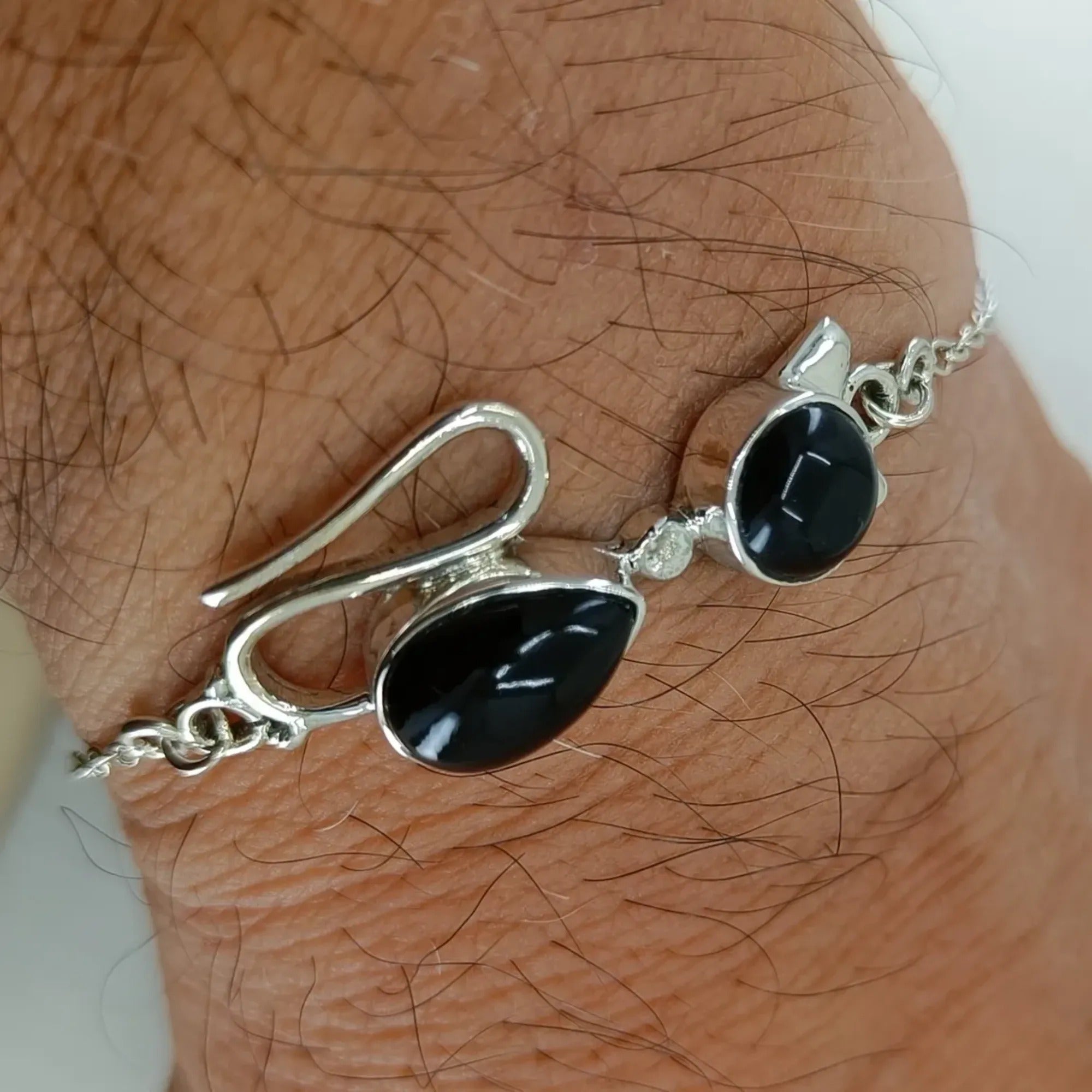 Navya Craft 925 Sterling Silver Handmade Black Onyx Cat Design Bracelet Length 7.0 Inches