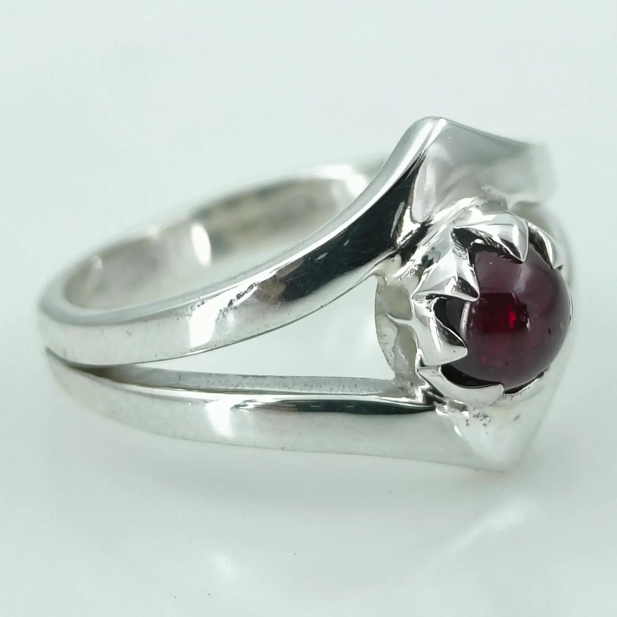 Garnet 925 Sterling Silver Handmade Ring - Boho January Birthstone Jewelry - Perfect Gift for Her Birthday Anniversary Christmas Valentine Day