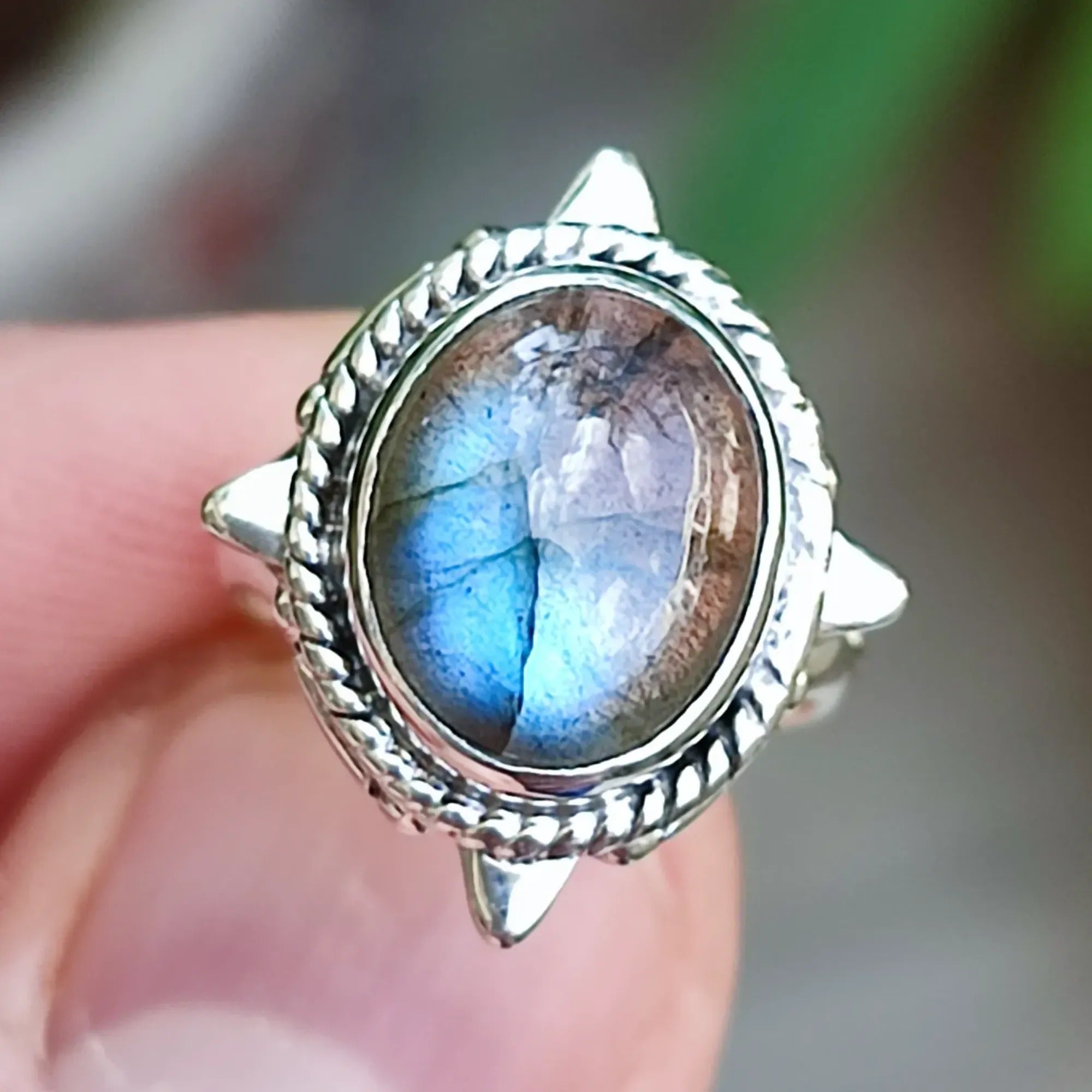 Labradorite Oval Shape 925 Sterling Silver Handmade Ring - Boho November Birthstone Jewelry - Perfect Gift for Her Birthday Anniversary Christmas Valentine Day