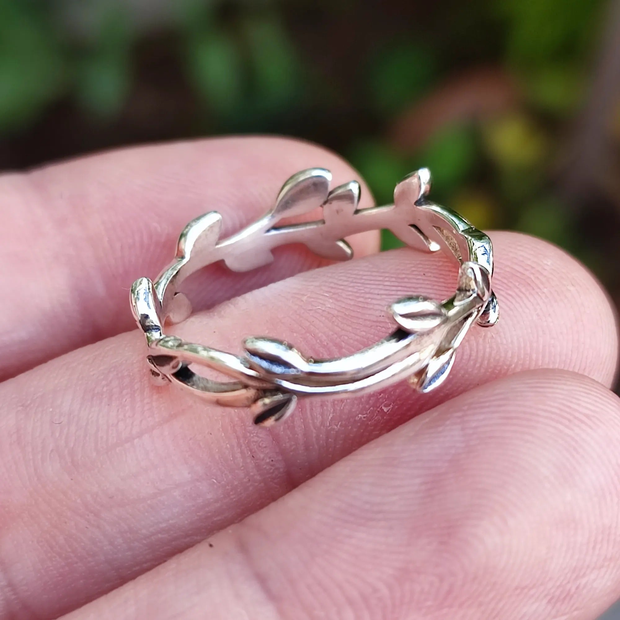 Navya Craft 925 Sterling Silver Handmade Women Leaf Ring Band Boho Jewelry Christmas Anniversary Birthday Valentine Day Gift her wife mother sister best friend