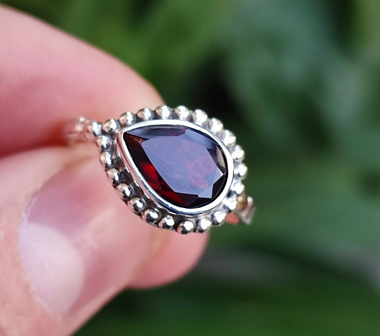 Natural Garnet Pear shape 925 Sterling Silver Handmade Women Cute Ring, Garnet Gemstone Silver Ring, January Birthstone Ring, Gift for her