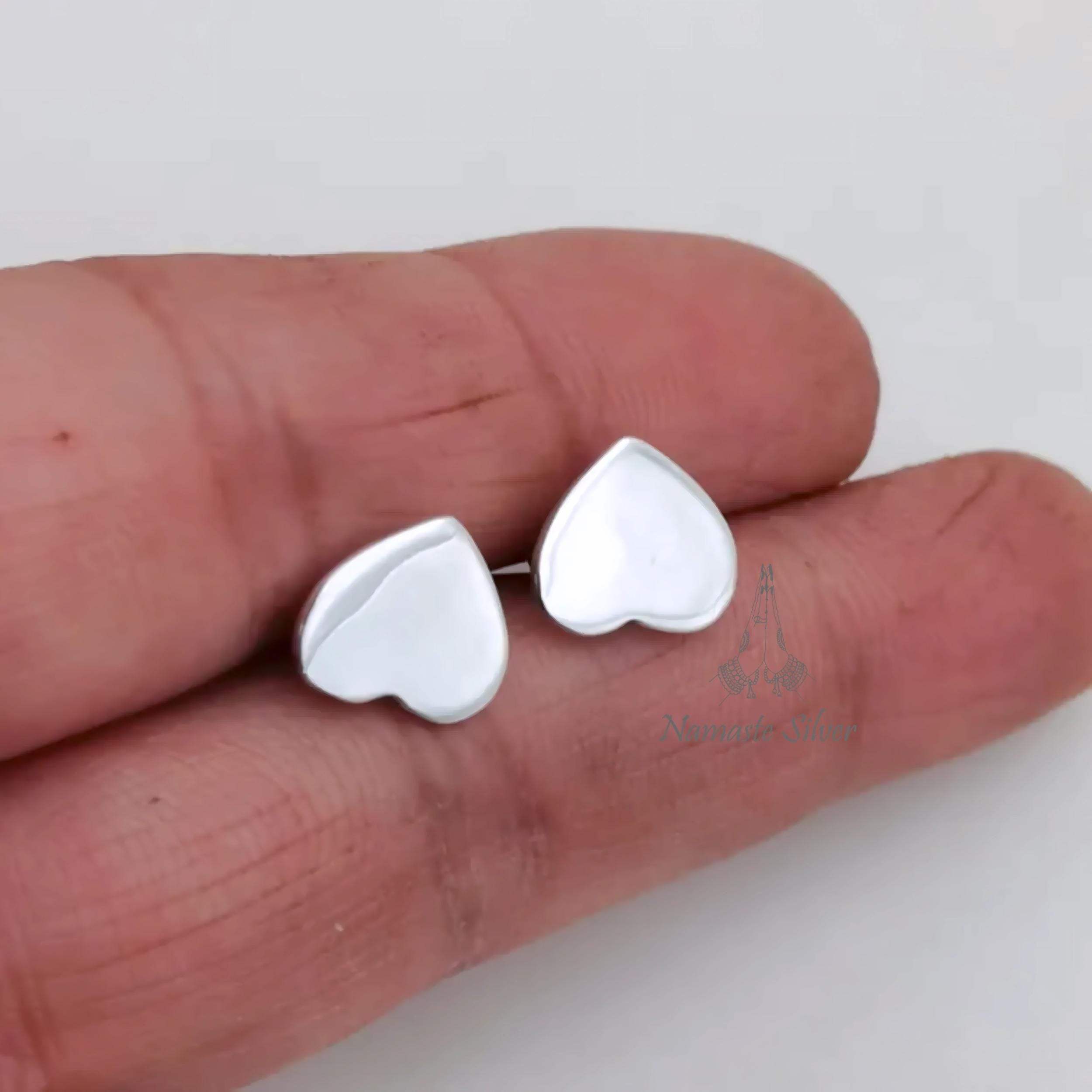 Dainty Heart Stud Earrings, 925 Sterling Silver Minimalist Stud Posts, Delicate Gift for Her, Tiny Heart Earrings, Elegant Everyday Jewelry