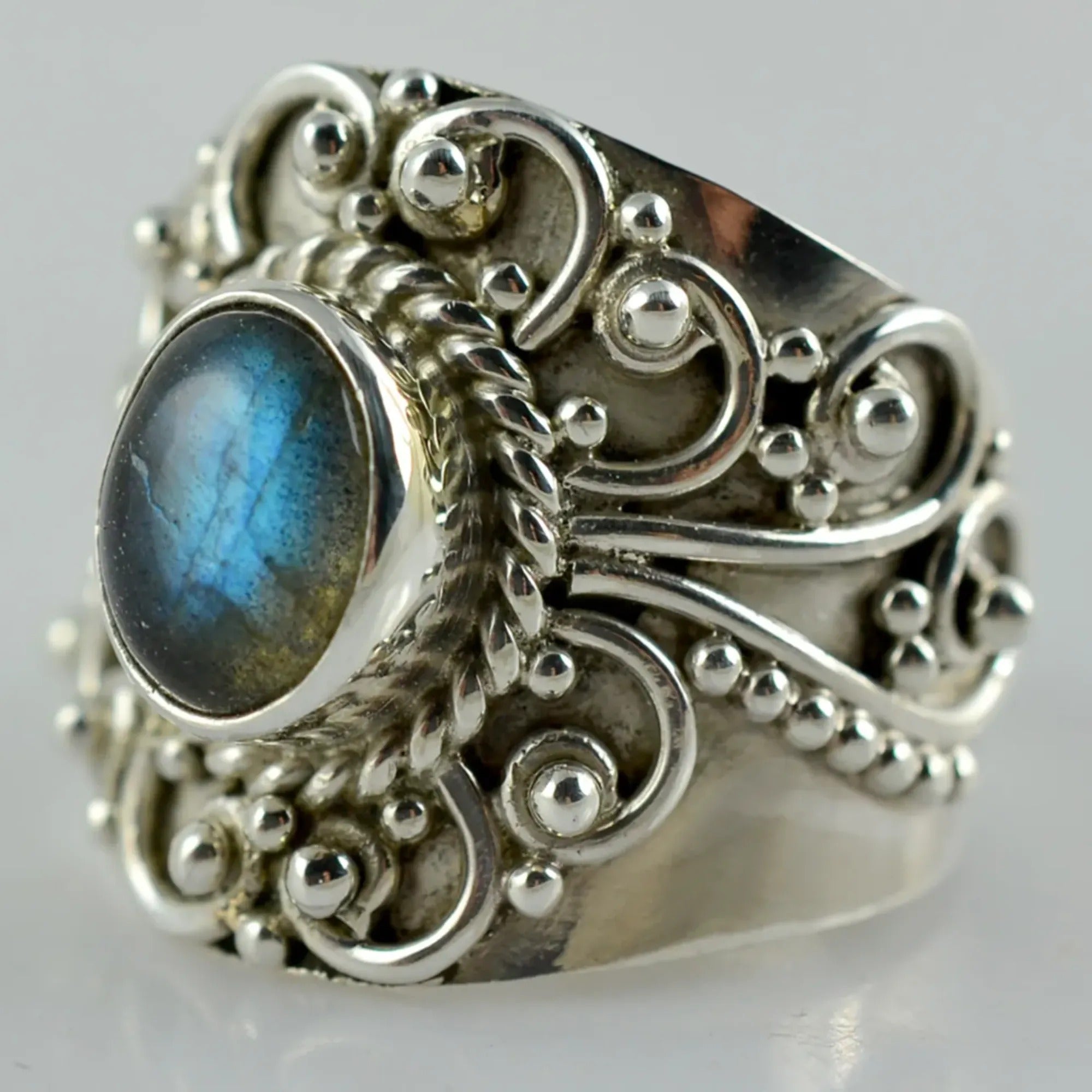 Labradorite Oval Shape 925 Sterling Silver Handmade Ring - Boho November Birthstone Jewelry - Perfect Gift for Her Birthday Anniversary Christmas Valentine Day