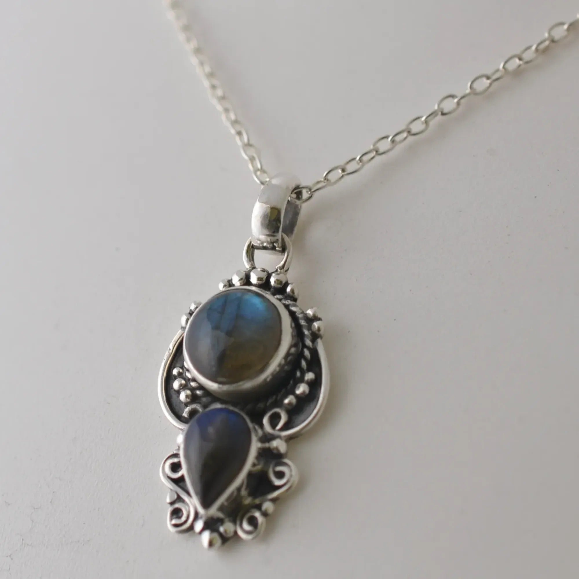 Navya Craft 925 Solid Sterling Silver Labradorite Handmade Women Necklace, 925 Sterling Silver boho Jewelry Christmas Anniversary Birthday Valentine's Day Gift wife her mother sister best friend