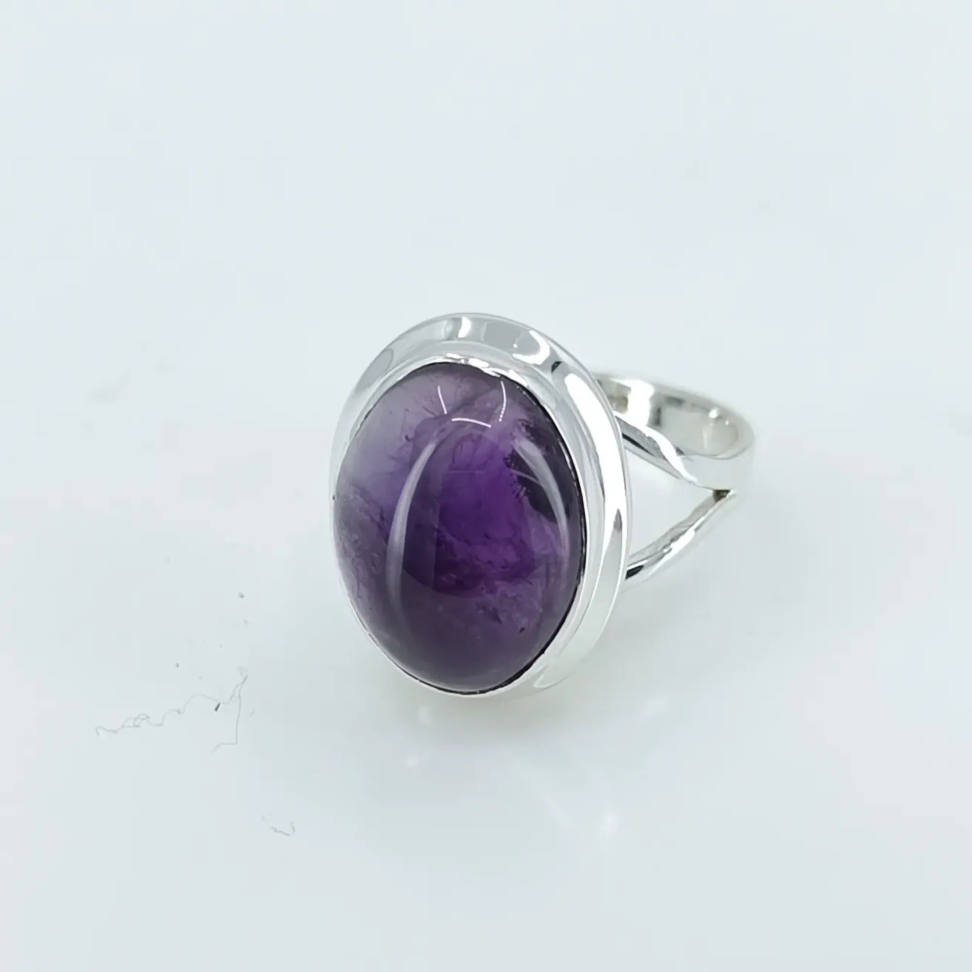 Navya Craft Amethyst Oval 925 Sterling Silver Handmade Women Ring Sizes 4 to 13 Christmas Anniversary Birthday Valentine Day Gift wife her mother sister best friend