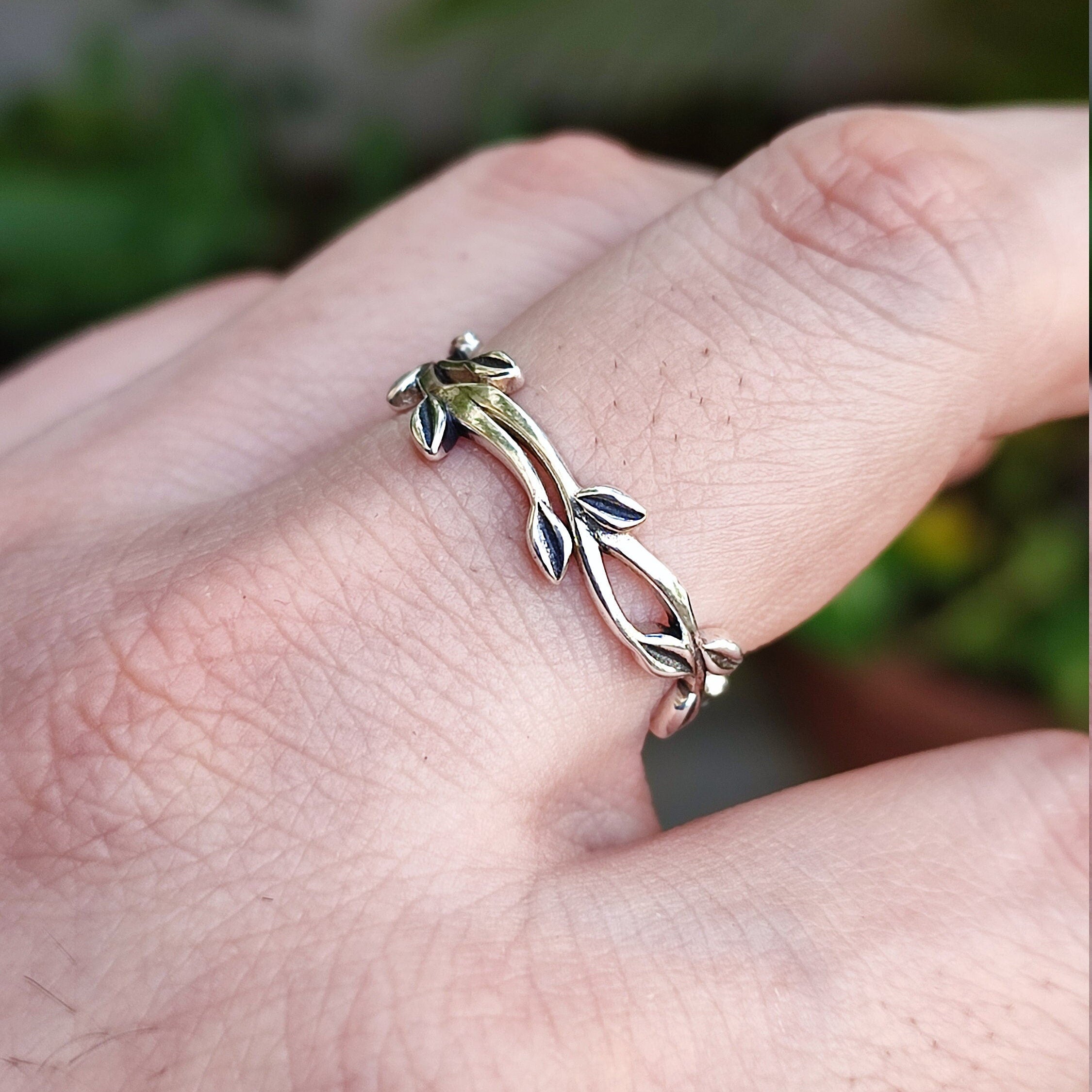 Silver Leaf Ring, Thin Ring Band, 925 Sterling Silver Leaf Women Ring, Dainty, Stacking Rings, Midi, Knuckle, Stack Silver Ring Band