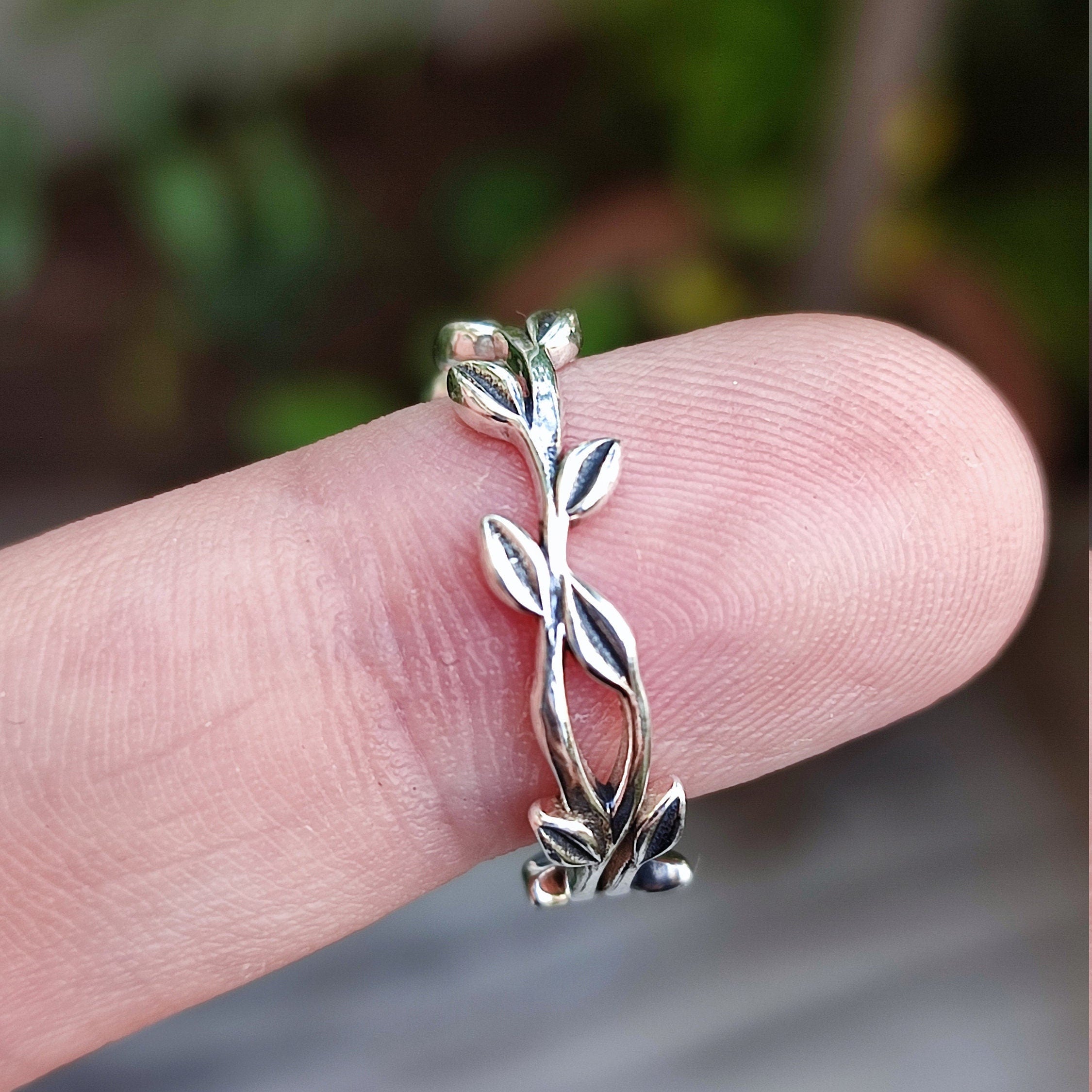 Silver Leaf Ring, Thin Ring Band, 925 Sterling Silver Leaf Women Ring, Dainty, Stacking Rings, Midi, Knuckle, Stack Silver Ring Band