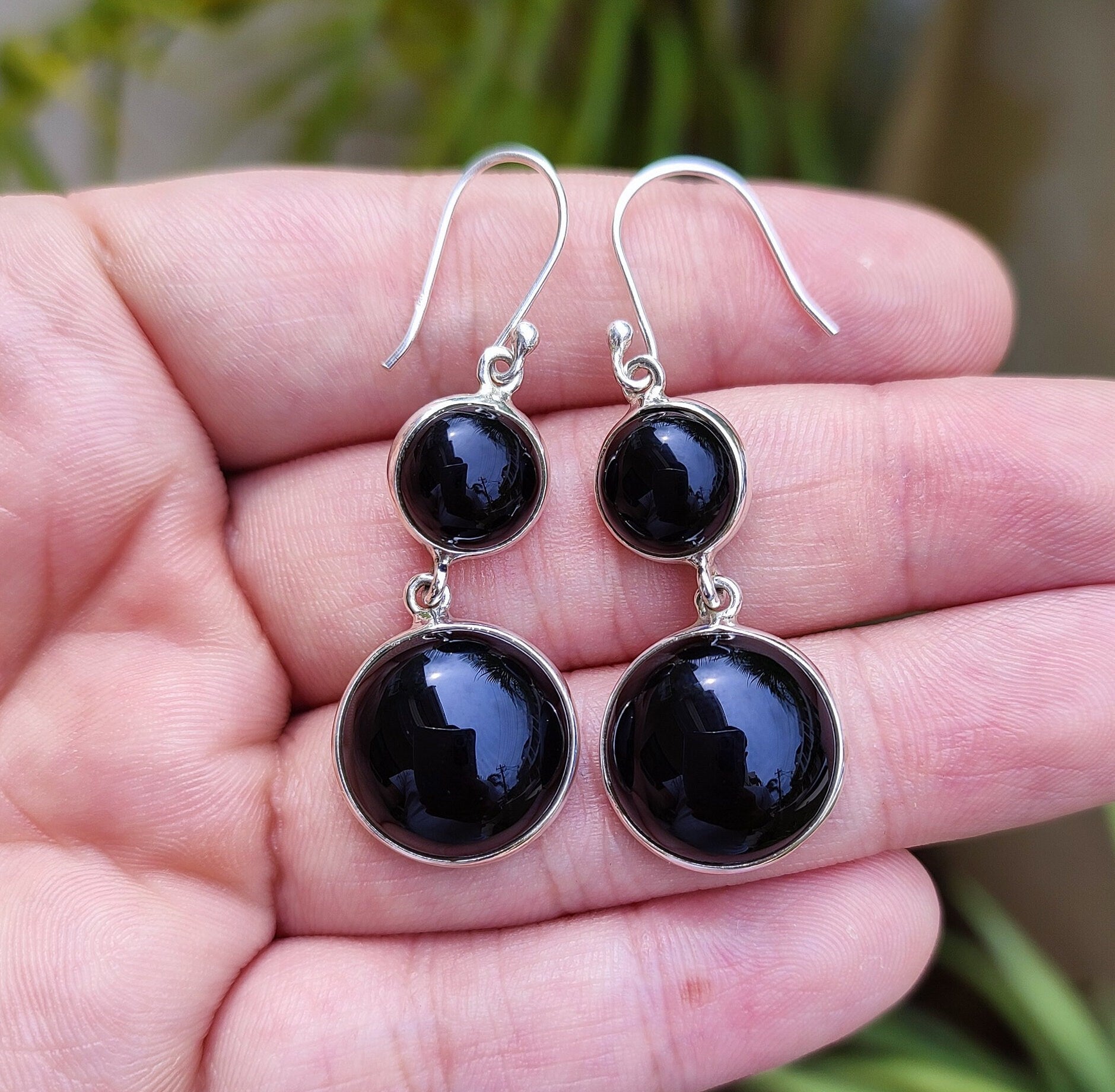 Black dangle earrings, Black drop earrings, Black jewelry, Long earrings, Long black earrings, Black Onyx, Modern earrings black, Moms good gift